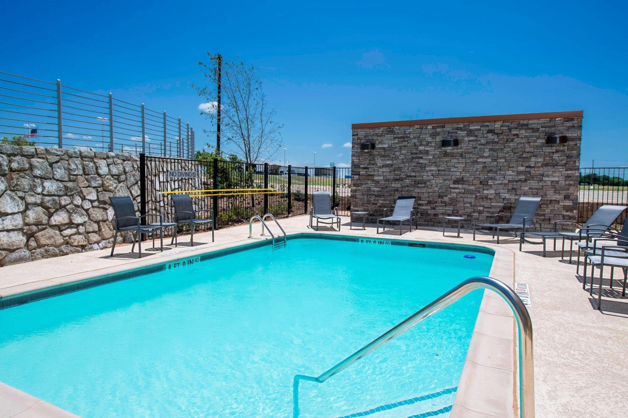 Fairfield Inn & Suites By Marriott Dallas Waxahachie Exteriér fotografie